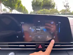 2022 Hyundai Elantra 1.5L CVT LUX Premium, синий — фото 18