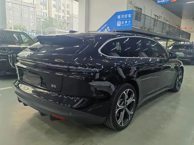 2024 Nio ET5T 75kWh Touring