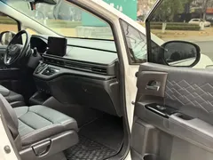 2022 Honda Elysion 2.0L e:HEV Supreme, белый — фото 15