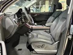2022 Audi Q7 55 TFSI quattro S line, чёрный — фото 4