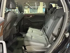 2022 Audi Q7 55 TFSI quattro S line, чёрный — фото 11