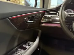 2022 Audi Q7 55 TFSI quattro S line, чёрный — фото 14