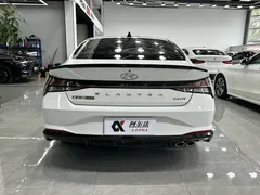 2021 Hyundai Elantra 240TGDi DCT LUX Premium, белый — фото 5