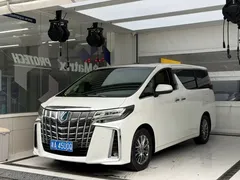 2021 Toyota Alphard Hybrid 2.5L Luxury, белый — фото 2