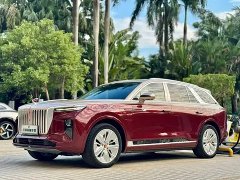 2022 Hongqi E-HS9 660km