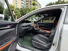2022 Changan UNI-V 1.5T — фото 5