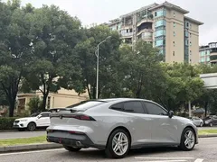 2022 Changan UNI-V 1.5T — фото 11