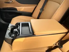 2022 Lexus ES 300h, белый — фото 16