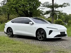 2024 Nio ET7 75kWh, белый — фото 3