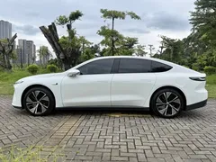 2024 Nio ET7 75kWh, белый — фото 17