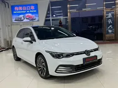 2023 Volkswagen Golf 280TSI DSG Pro, белый — фото 3