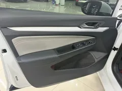 2023 Volkswagen Golf 280TSI DSG Pro, белый — фото 8