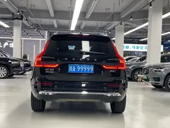 2022 Volvo XC60 4WD Luxury, чёрный — фото 11