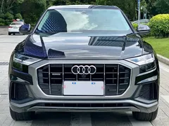 2021 Audi Q8 55 TFSI, чёрный — фото 3