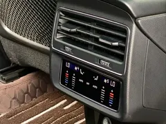 2021 Audi Q8 55 TFSI, чёрный — фото 14