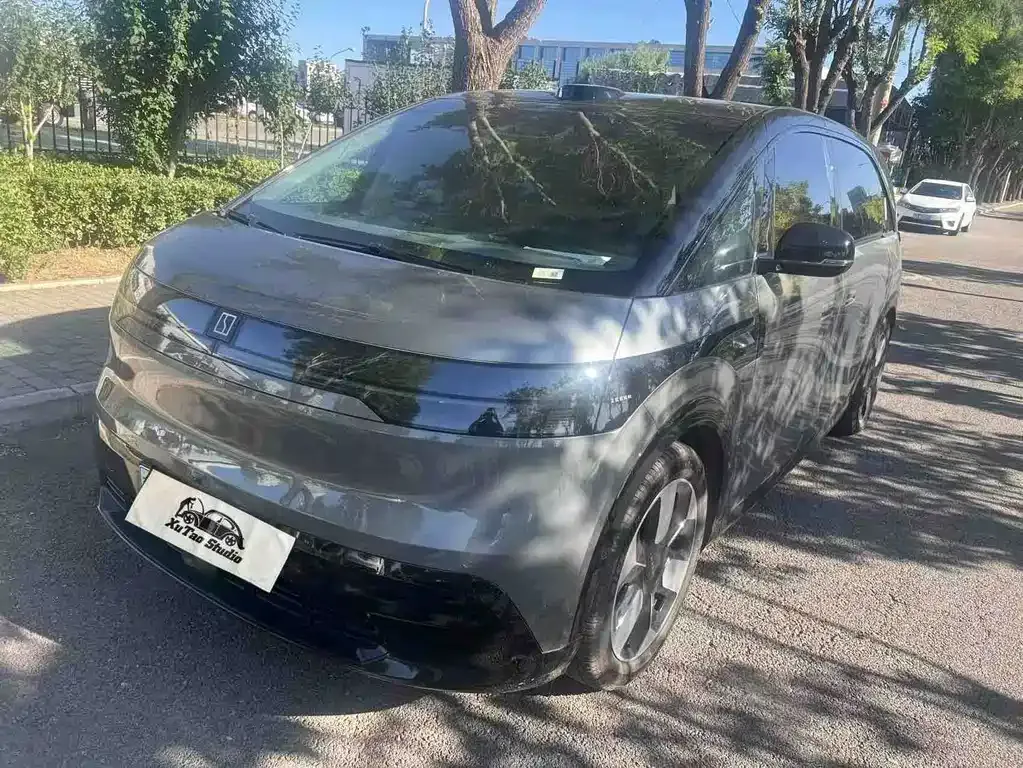 2025 Zeekr Mix Smart Driving