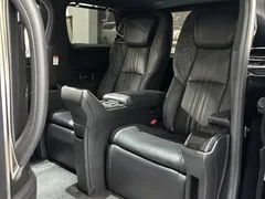 2020 Lexus LM 300h, чёрный — фото 13