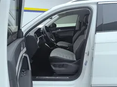 2023 Volkswagen Tayron 300TSI 2WD Plus, белый — фото 9