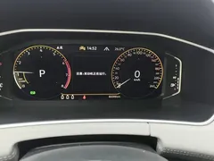 2023 Volkswagen Tayron 300TSI 2WD Plus, белый — фото 14