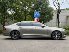2021 Volvo S90 — фото 7