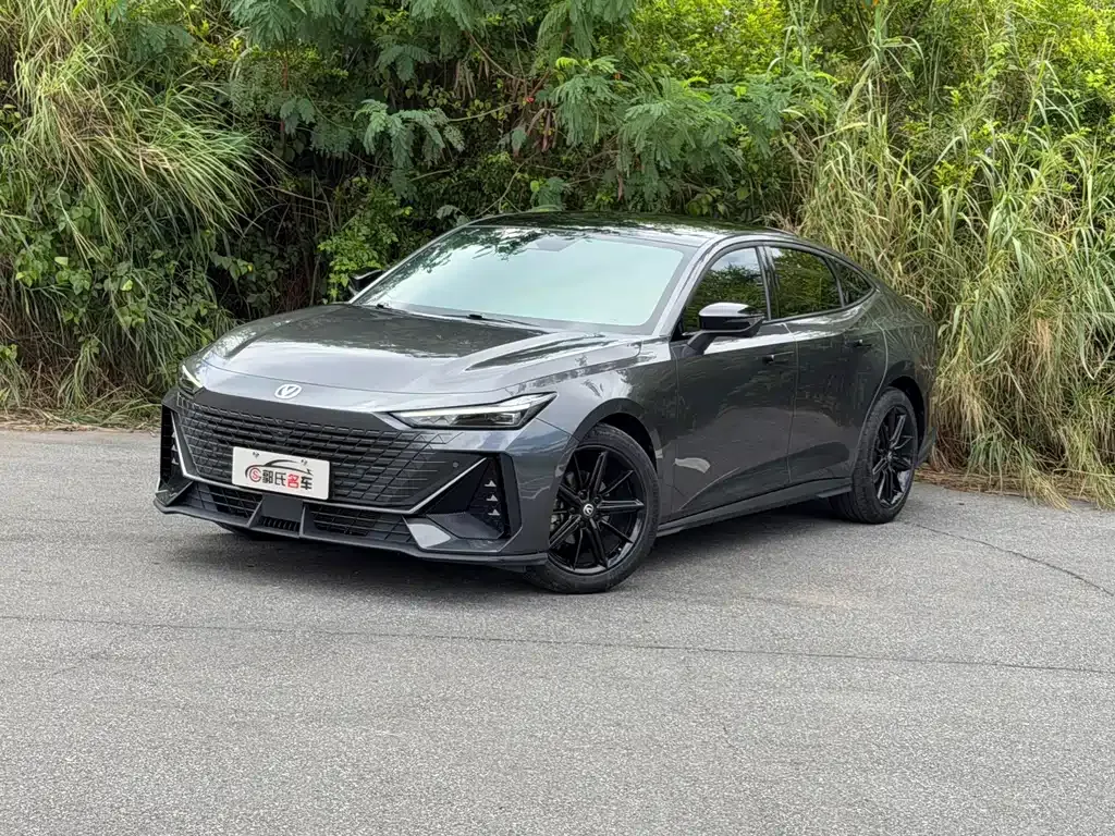 2023 Changan UNI-V 1.5T Premium