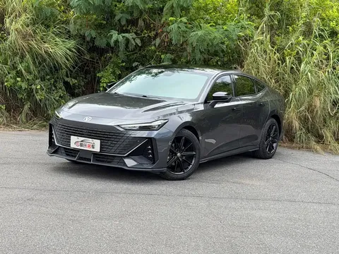 2023 Changan UNI-V 1.5T Premium