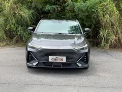 2023 Changan UNI-V 1.5T Premium — фото 2