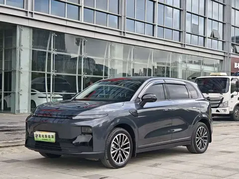 2025 Leapmotor B10 600