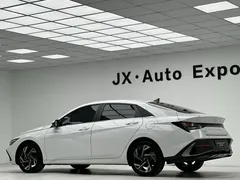 2023 Hyundai Elantra 1.5L CVT GLX Elite, белый — фото 10