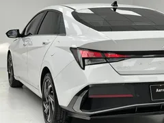2023 Hyundai Elantra 1.5L CVT GLX Elite, белый — фото 11