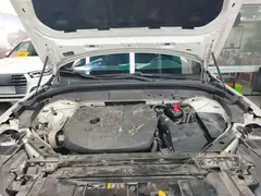 2023 Volvo XC60 4WD Luxury, белый — фото 20
