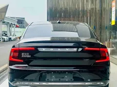 2023 Volvo S90, чёрный — фото 3