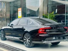 2023 Volvo S90, чёрный — фото 4