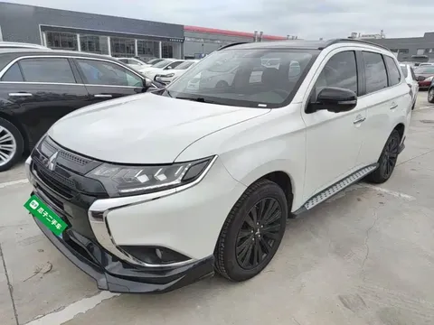 2021 Mitsubishi Outlander 2.4L 4WD 5