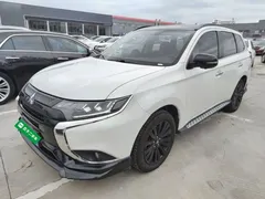 2021 Mitsubishi Outlander 2.4L 4WD 5, белый — фото 1