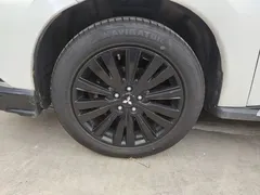 2021 Mitsubishi Outlander 2.4L 4WD 5, белый — фото 23