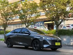 2023 Changan Lamore NE 1.5T GDI DCT Premium — фото 3