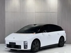 2025 Li Auto i6 2WD, белый — фото 1