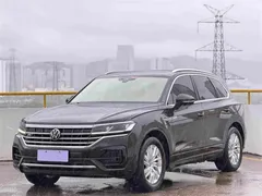 2021 Volkswagen Touareg 2.0TSI — фото 1