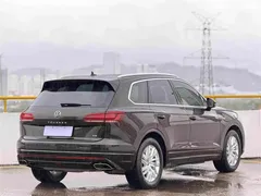 2021 Volkswagen Touareg 2.0TSI — фото 4