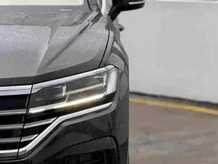2021 Volkswagen Touareg 2.0TSI — фото 9