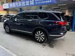2021 Volkswagen Talagon 380TSI 4WD Pro — фото 23