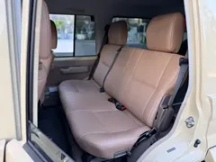 2023 Toyota Land Cruiser LC76 4.0L MT — фото 8