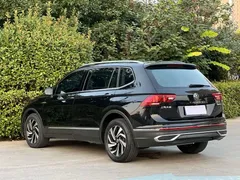2022 Volkswagen Tiguan L 330TSI AT 2WD, чёрный — фото 16