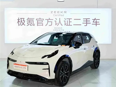2025 Zeekr X
