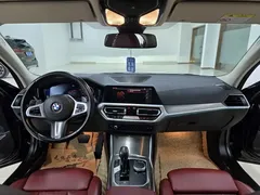 2022 BMW 3 Series 3 330i M, чёрный — фото 7