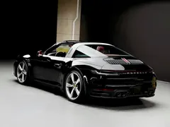 2022 Porsche 911 Targa 4 3.0T, чёрный — фото 5