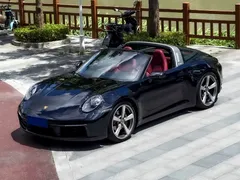 2022 Porsche 911 Targa 4 3.0T, чёрный — фото 12