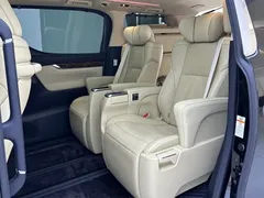 2020 Toyota Alphard Hybrid 2.5L Luxury, чёрный — фото 5