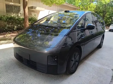 2025 Li Auto MEGA Home
